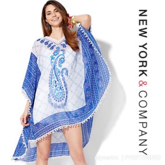 New York & Company Tops - 🦋NY & Co Pom Pom Paisley Caftan🦋